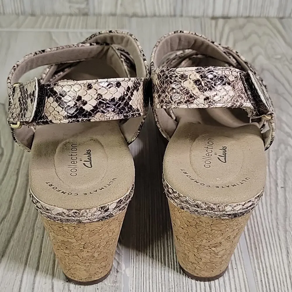 Clarks Annadel Rayna Wedge Taupe Snakeprint Sandals Womens Size 6.5 NEW